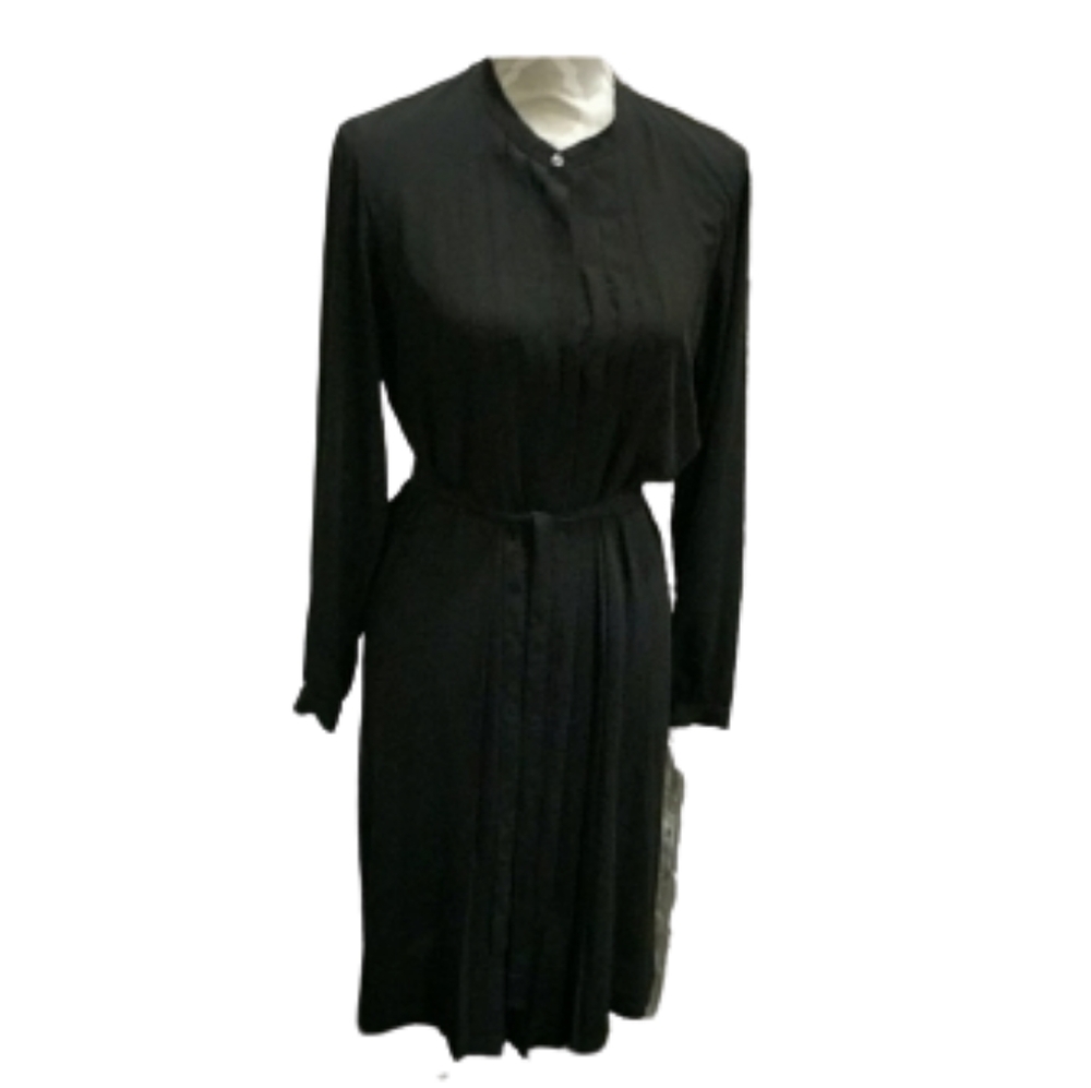 New Uniqlo blk pleated semi sheer dress w/pockets
